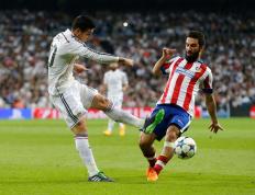 IM体育社区互动入口-关于沙尔克客场不敌对手，积分榜下滑的信息