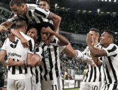 IM体育社区互动入口-尤文图斯前锋爆发进球，帮助球队取得胜利