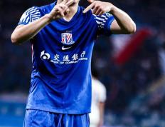 IM体育注册链接-临场冷静逆袭，争冠悬念延续