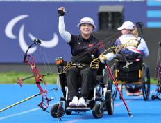 IM体育下载-瑞士选手在射箭比赛中斩获金牌