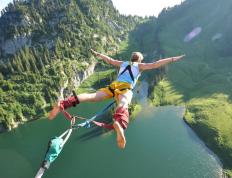 IM体育在线注册-乌克兰铁血意志击碎法兰西之梦，欧冠淘汰赛上演东欧足球复兴宣言