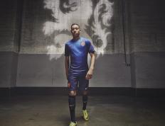 IM体育官方网-黄喜灿的压制级表演，欧冠半决赛之夜，韩国利刃如何改写比赛天平