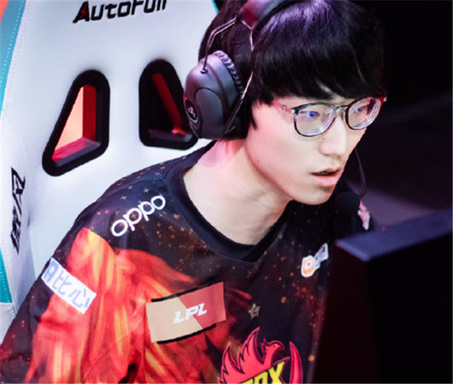 IM体育数据分析平台-FPX绝地反击T1,Ming完成帽子戏法的简单介绍