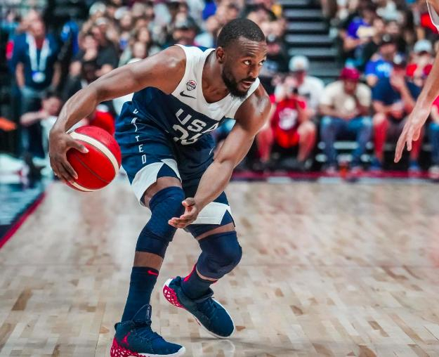 IM体育App下载-猛龙碾压美国男篮，哈里斯送出助攻