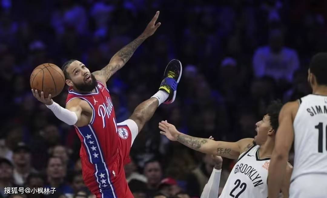 IM体育官方平台-76人爆冷黄蜂，西蒙斯送出助攻