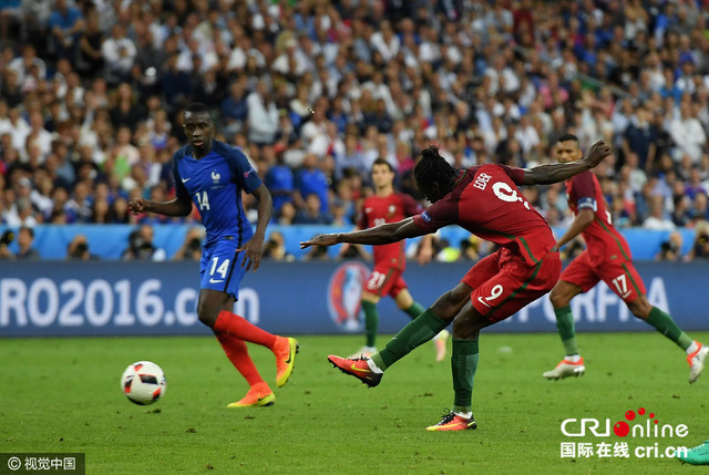 IM体育官方平台-法国球队演绎绝杀,晋级名利双收