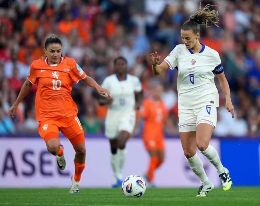 IM体育动画直播通道-荷兰女足冲击联赛前四，表现出色