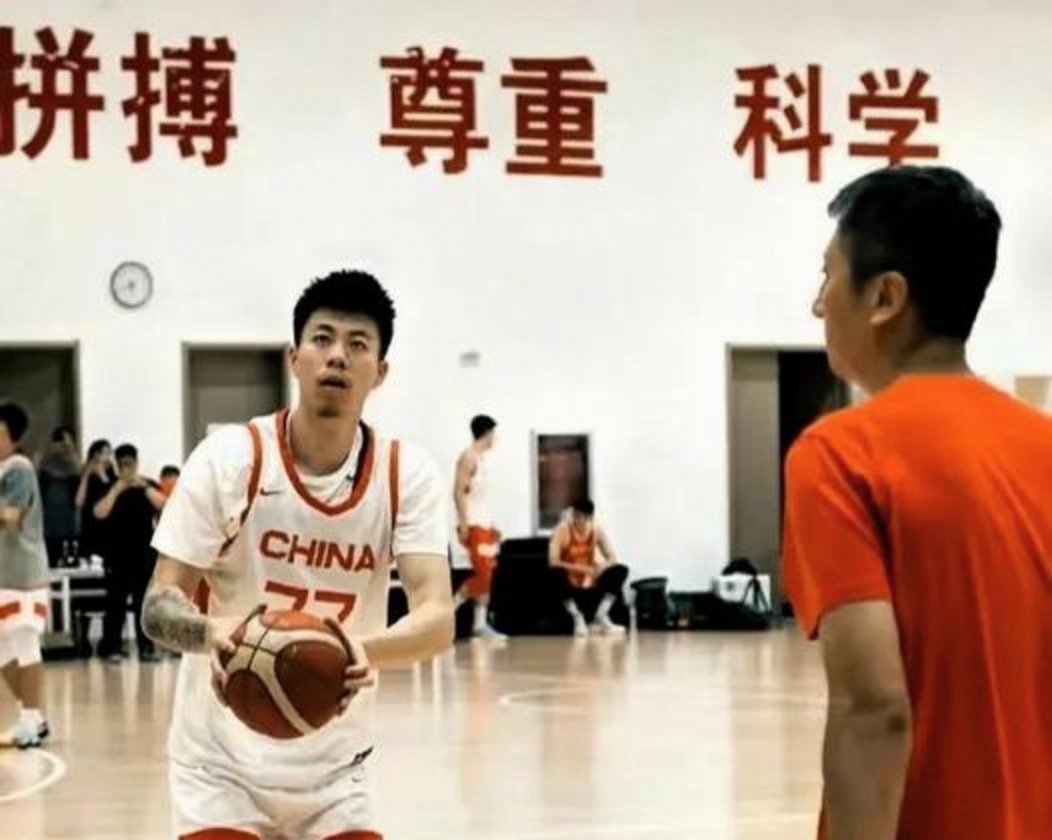 IM体育下载-上海男篮实力不俗，实现连胜状态打破的简单介绍