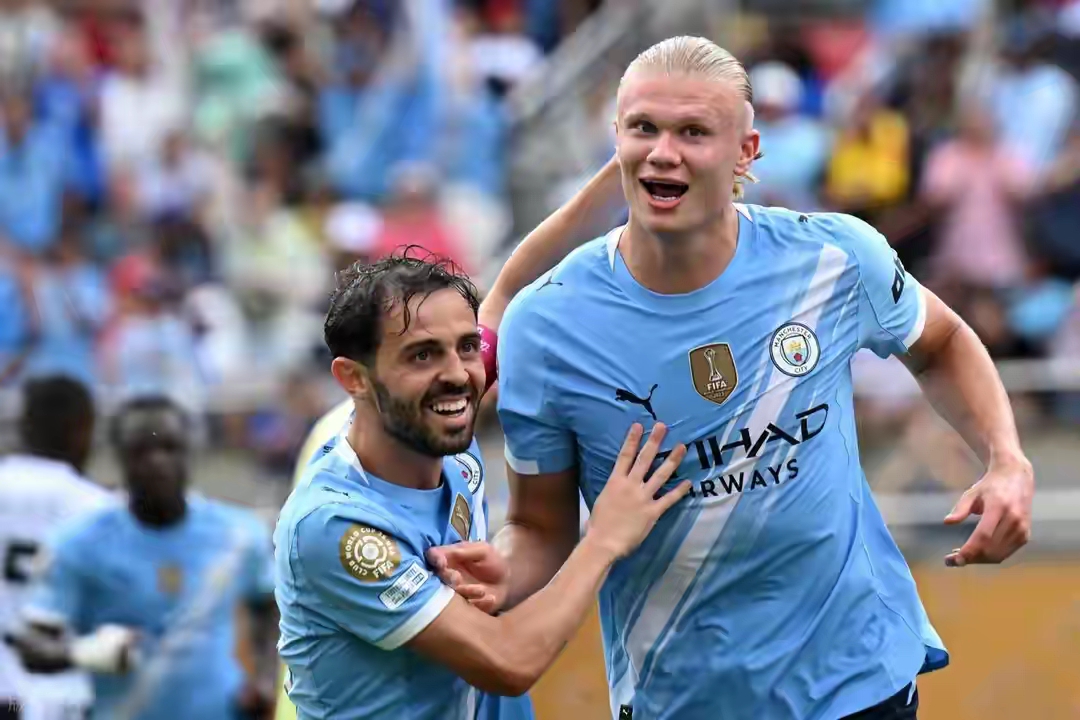 IM体育在线注册-关于曼城队员灵活作战，取得关键胜利的信息