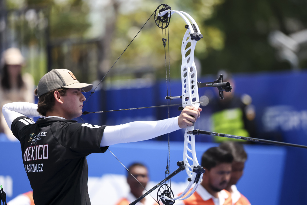 IM体育下载-瑞士选手在射箭比赛中斩获金牌