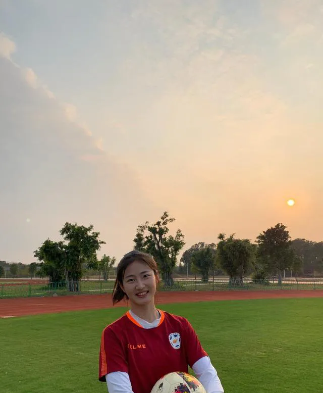 IM体育官网入口-包含亚洲足球联赛新晋冠军现身，庆功宴落幕盛况空前的词条