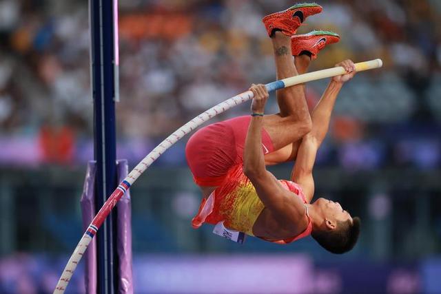 IM体育社区互动入口-中国选手在田径项目中刷新纪录