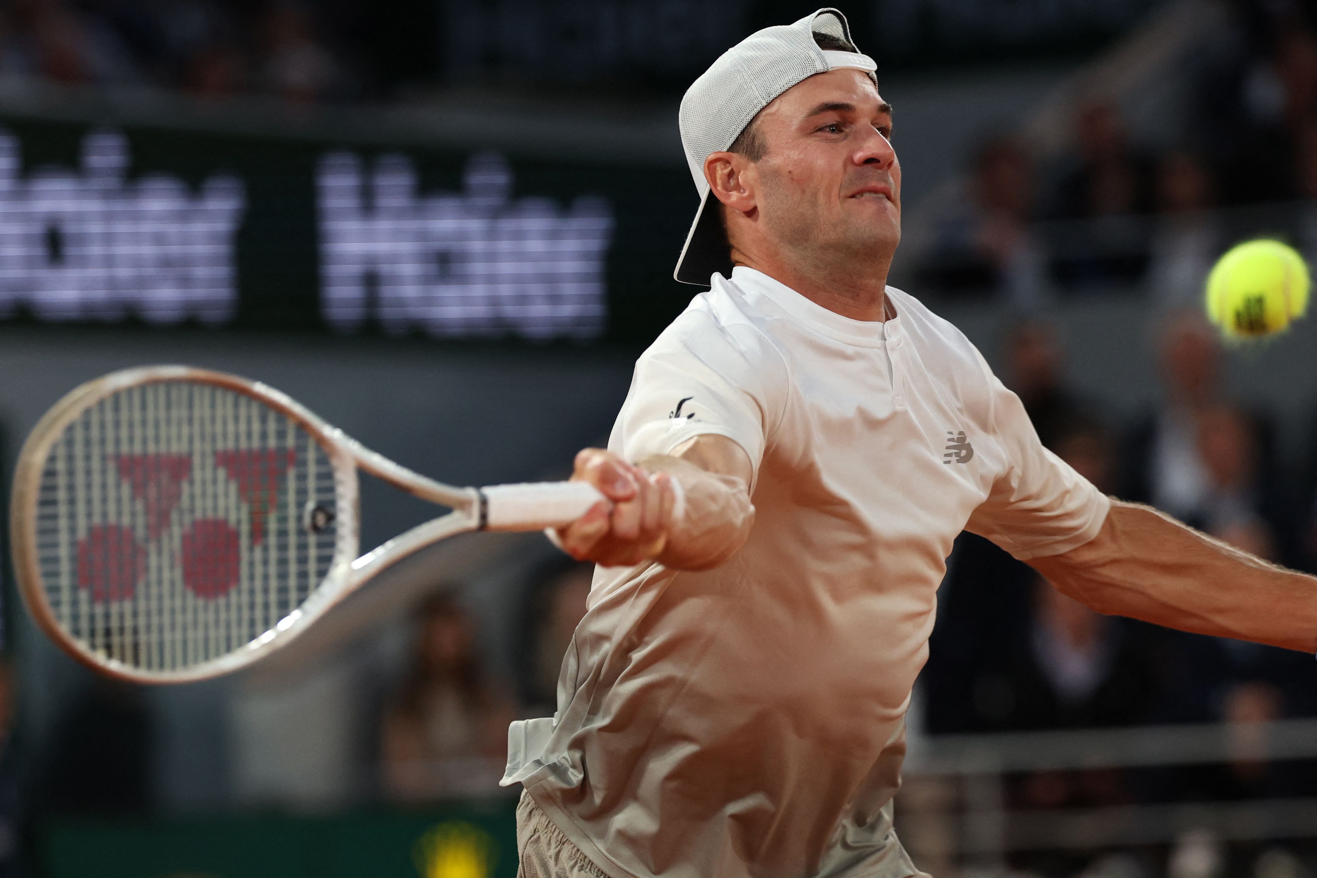 IM体育下载-西班牙网球队绝地反击世界网球队，阿尔卡拉斯制霸全场的简单介绍