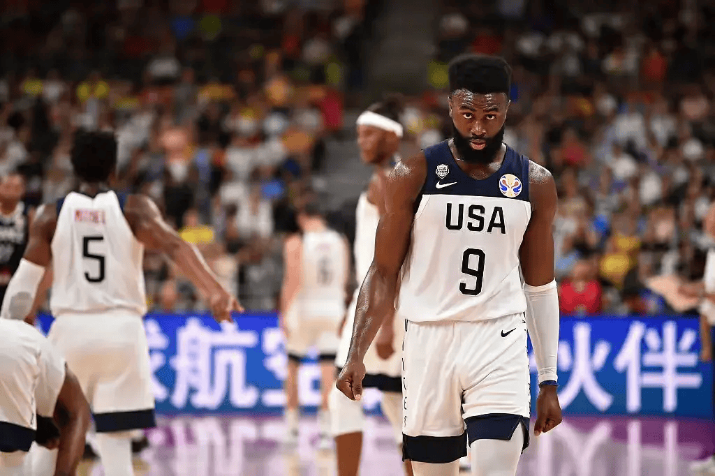 IM体育注册链接-中国男篮逆转法国男篮，保罗打破历史纪录