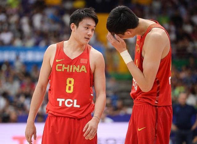 IM体育App下载-福建队完胜独行侠，周琦带队取胜