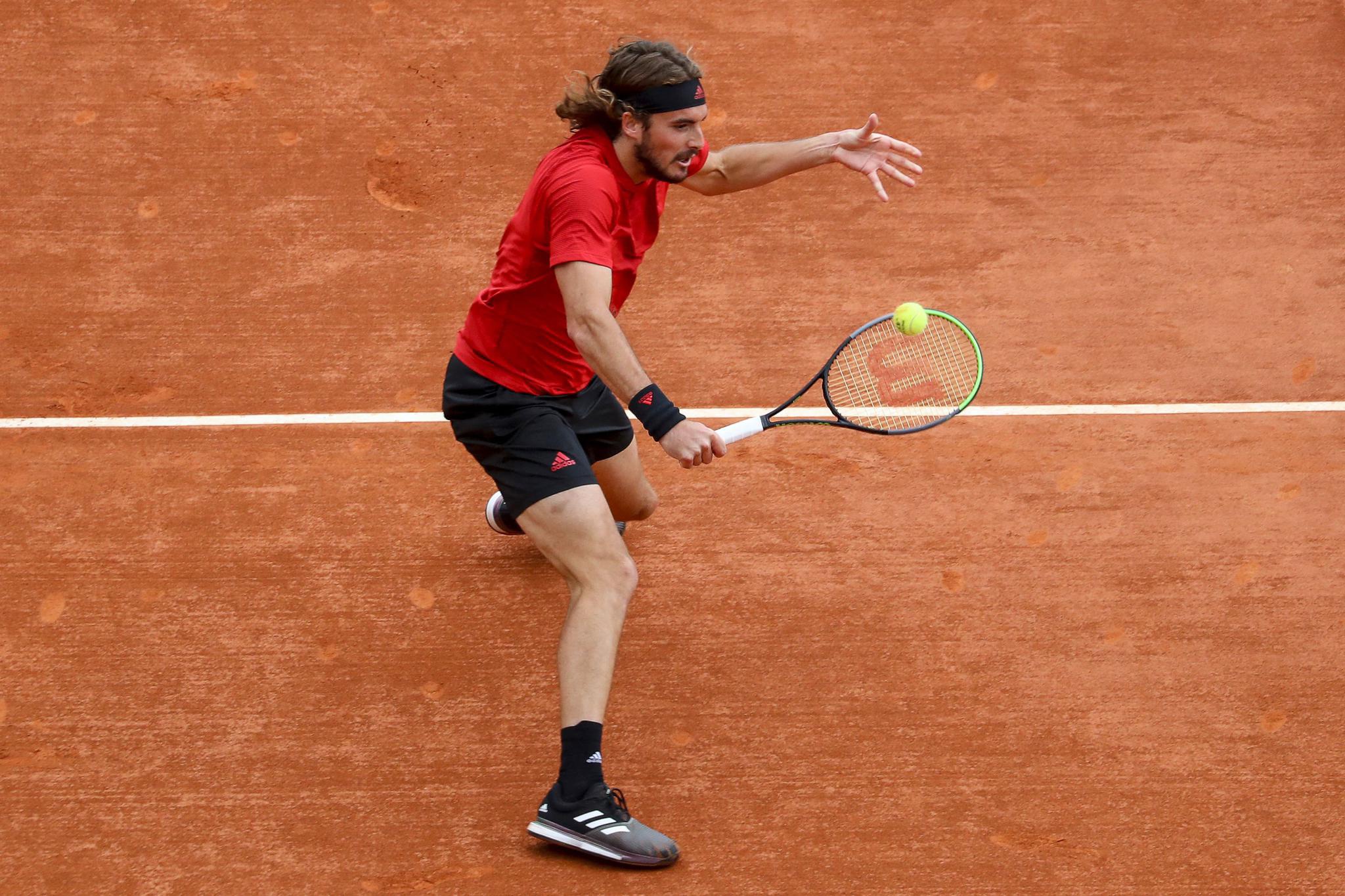 IM体育注册链接-蒙特卡洛大师赛险胜戴维斯杯，西西帕斯惊艳四座的简单介绍