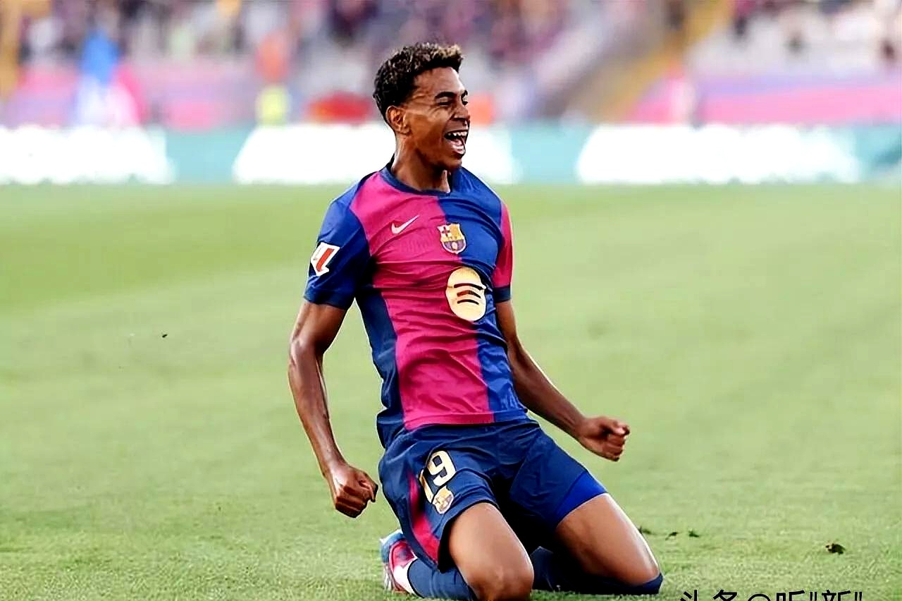 IM体育在线注册-包含西班牙轻取拜仁，奥亚尔萨瓦尔刷新纪录的词条