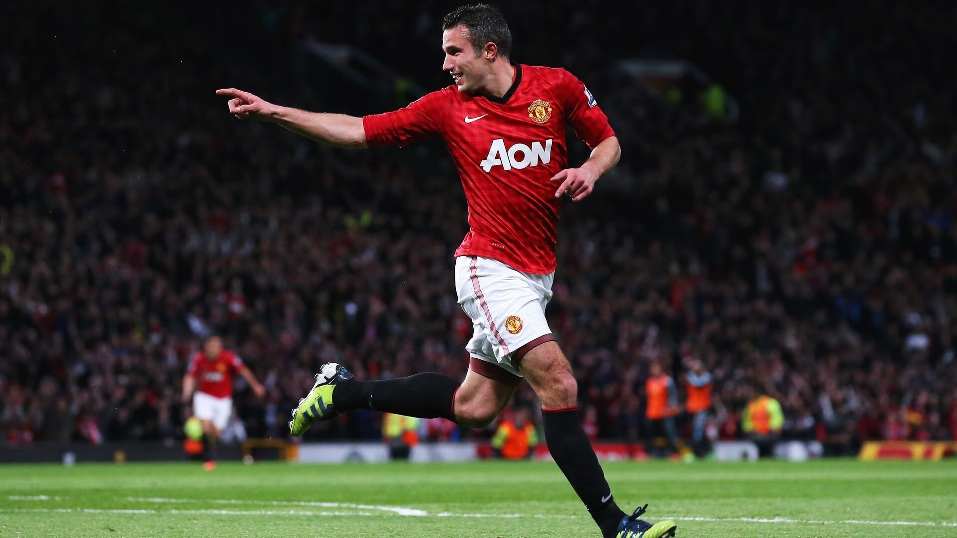 IM体育官网-暗夜中的破晓者，阿克在欧冠决赛重压下的完美爆发